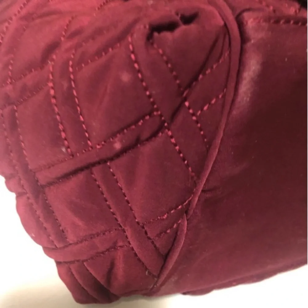 VERA BRADLEY BURGANDY DIPERBAG